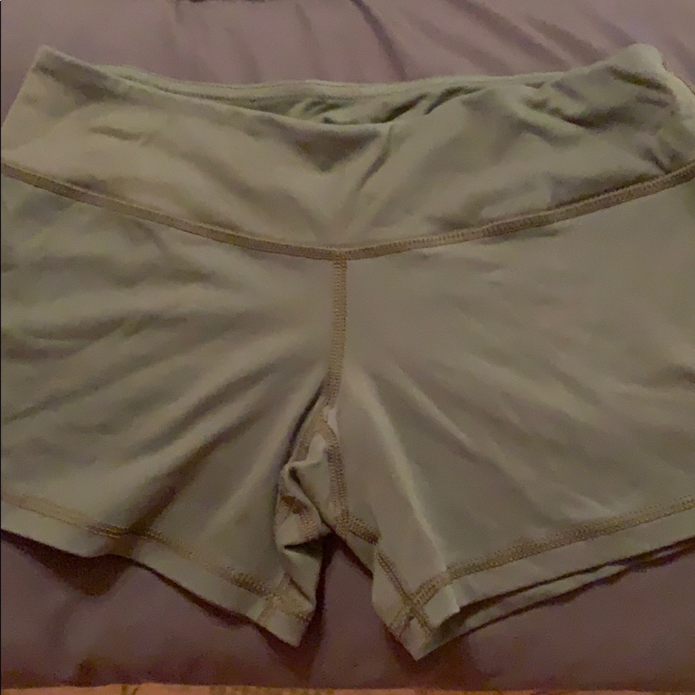 Cambro army green size small shorts